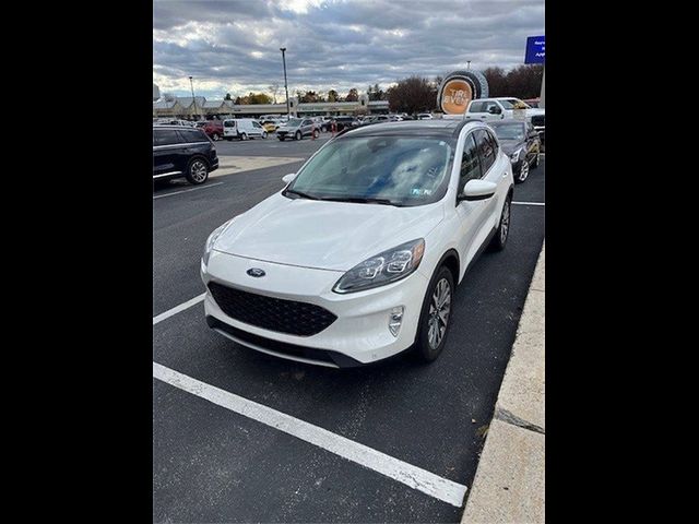 2021 Ford Escape Hybrid Titanium