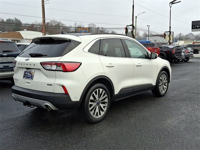 2021 Ford Escape Hybrid Titanium