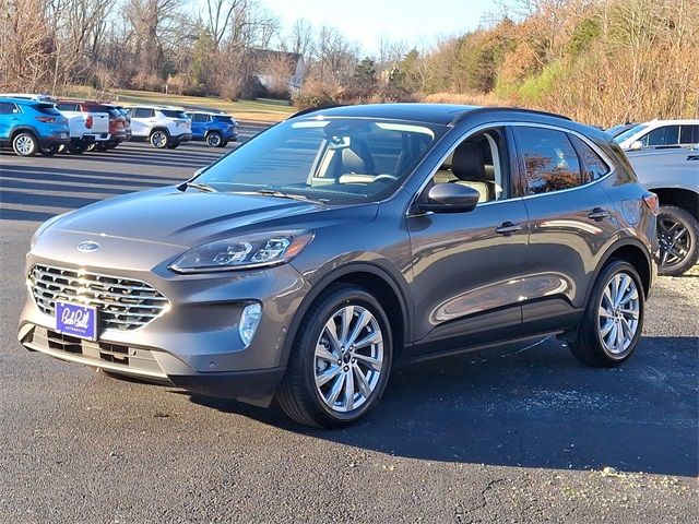 2021 Ford Escape Hybrid Titanium