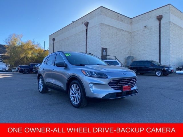 2021 Ford Escape Hybrid Titanium