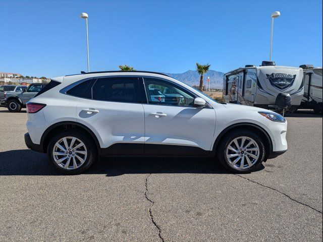 2021 Ford Escape Hybrid Titanium