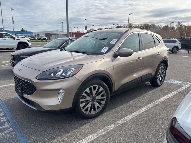 2021 Ford Escape Hybrid Titanium