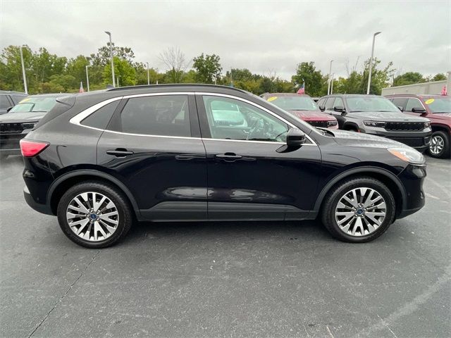 2021 Ford Escape Hybrid Titanium