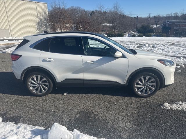 2021 Ford Escape Hybrid Titanium