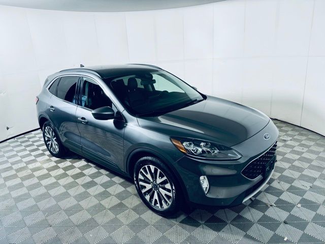 2021 Ford Escape Hybrid Titanium