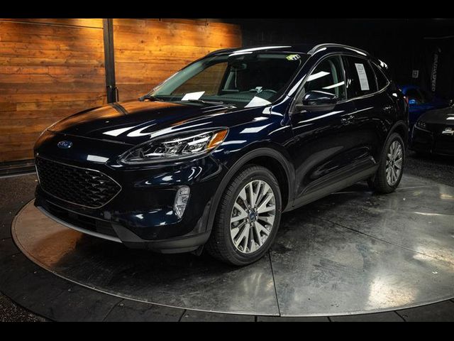 2021 Ford Escape Hybrid Titanium