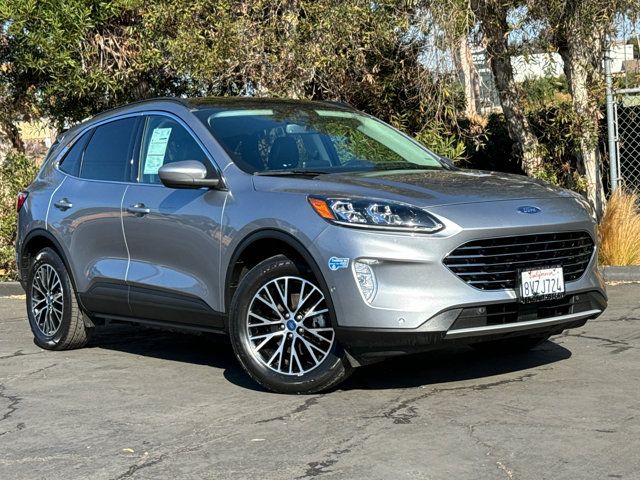 2021 Ford Escape Plug-In Hybrid Titanium