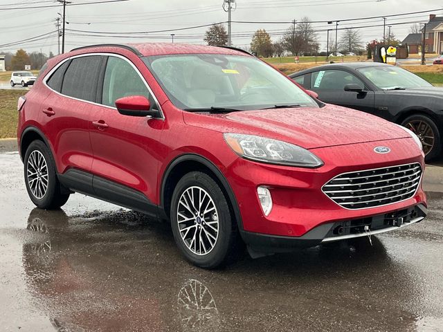 2021 Ford Escape Plug-In Hybrid Titanium