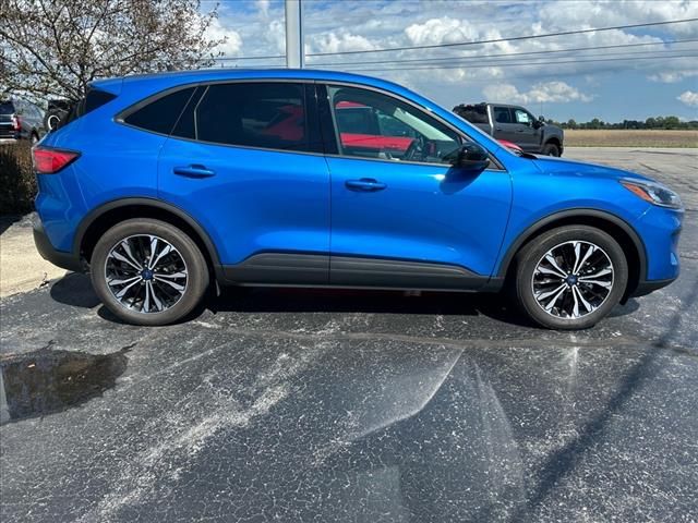 2021 Ford Escape Hybrid SE