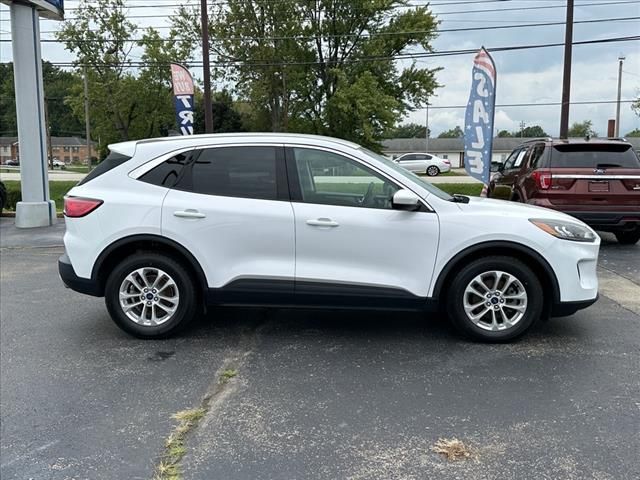 2021 Ford Escape Hybrid SE