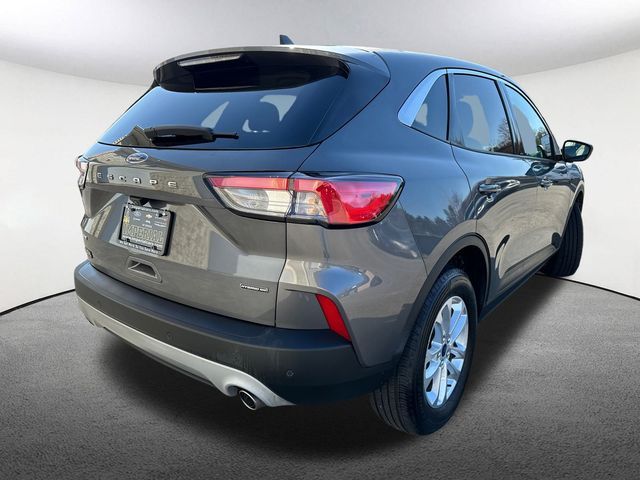 2021 Ford Escape Hybrid SE