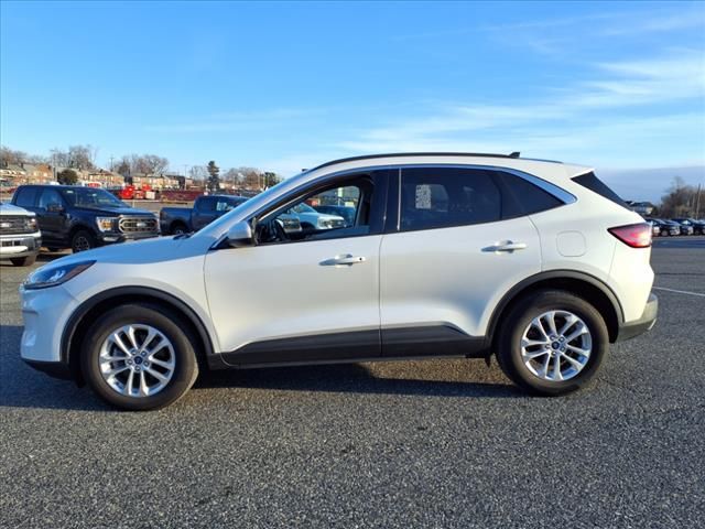 2021 Ford Escape Hybrid SE