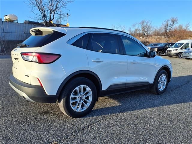 2021 Ford Escape Hybrid SE