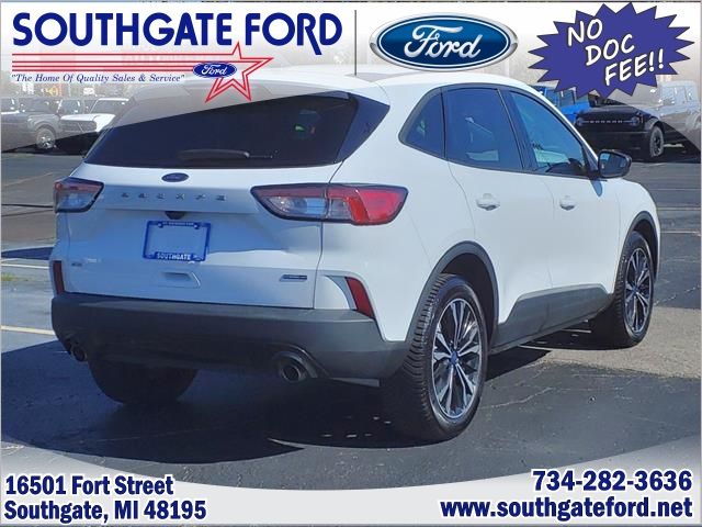 2021 Ford Escape Hybrid SE