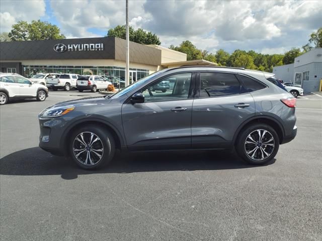 2021 Ford Escape Hybrid SE