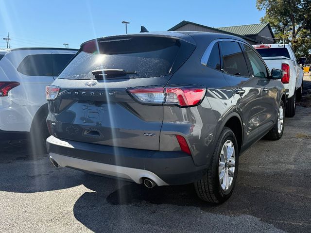 2021 Ford Escape Hybrid SE