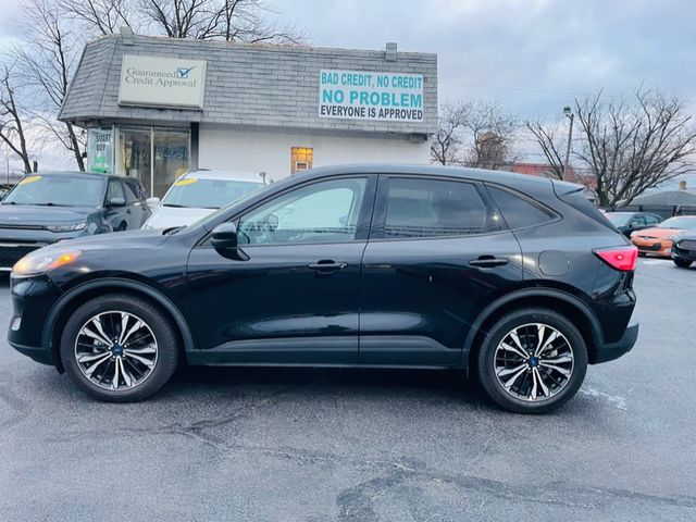 2021 Ford Escape Hybrid SE