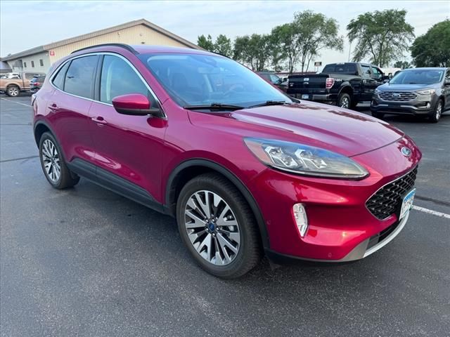 2021 Ford Escape Hybrid Titanium