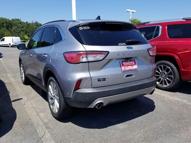 2021 Ford Escape Hybrid Titanium