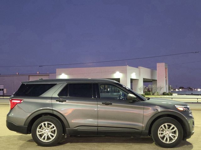 2021 Ford Explorer Base