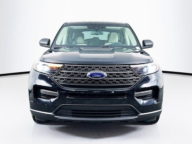 2021 Ford Explorer Base