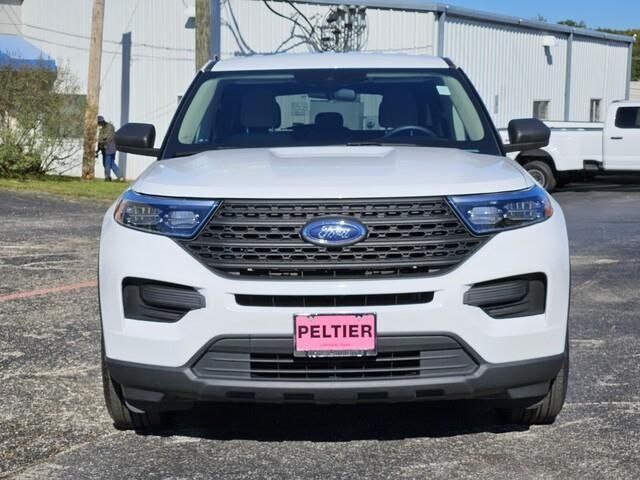 2021 Ford Explorer Base