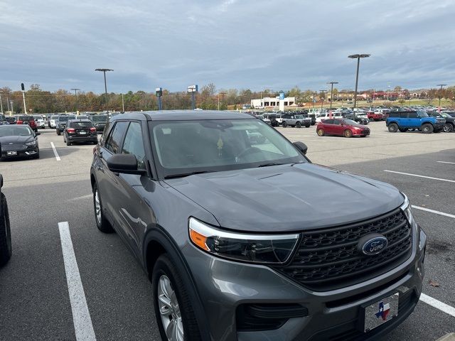 2021 Ford Explorer Base