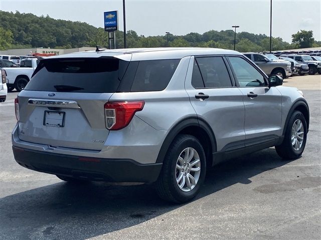 2021 Ford Explorer Base