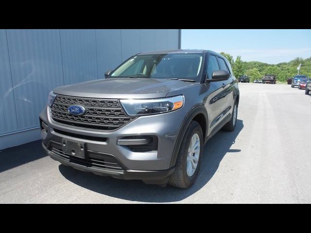 2021 Ford Explorer Base