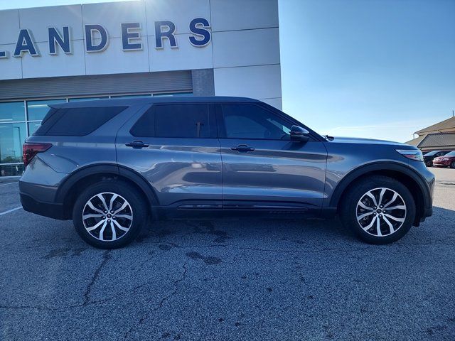 2021 Ford Explorer ST