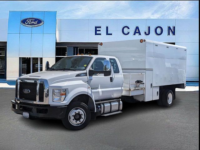 2021 Ford F-650 Pro Loader