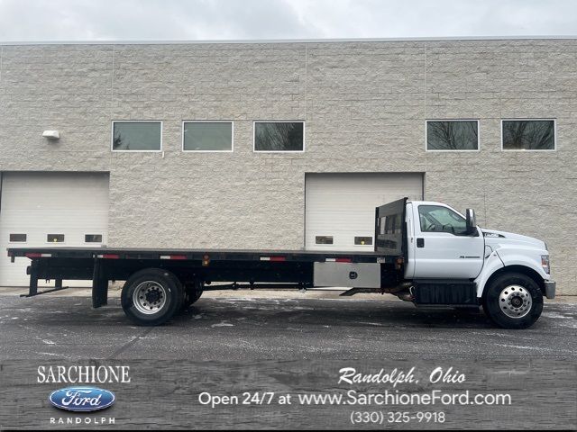 2021 Ford F-750 Base