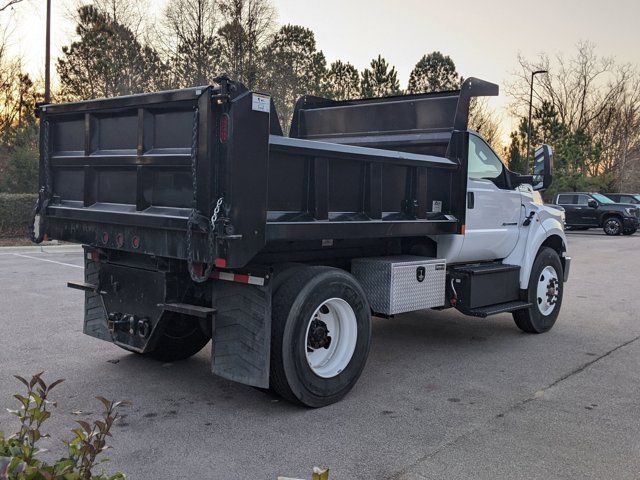 2021 Ford F-750 Base