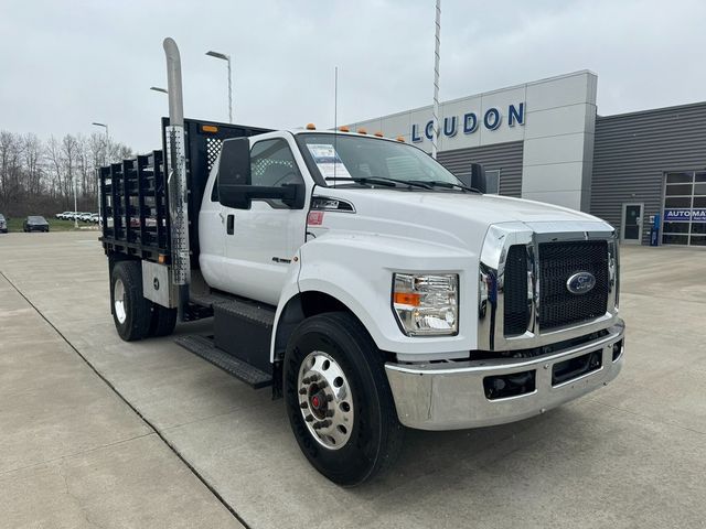 2021 Ford F-750 Base