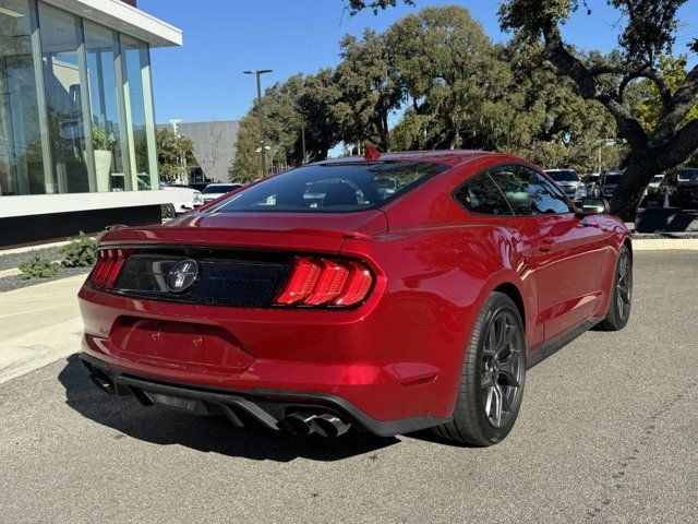 2021 Ford Mustang EcoBoost