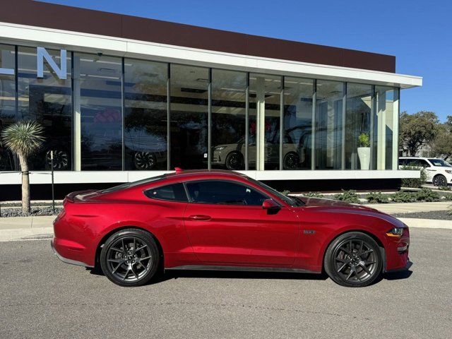 2021 Ford Mustang EcoBoost