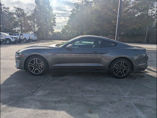 2021 Ford Mustang EcoBoost