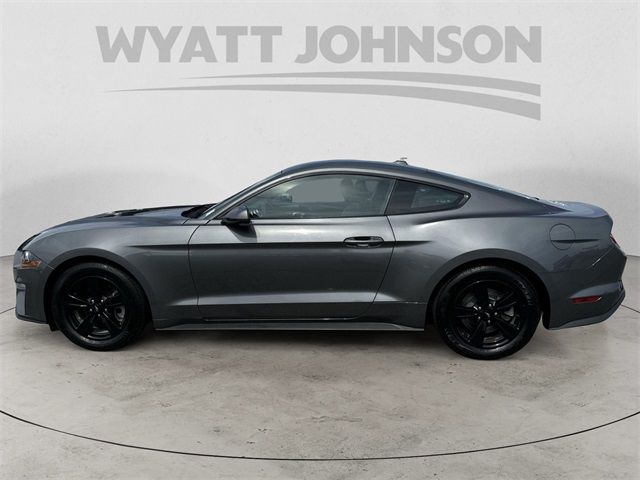 2021 Ford Mustang EcoBoost