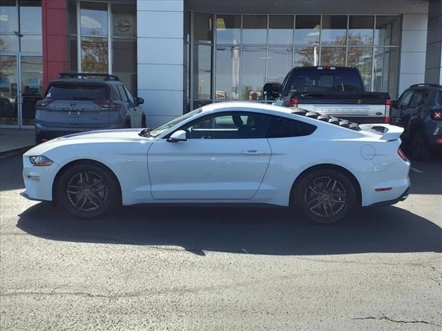 2021 Ford Mustang EcoBoost