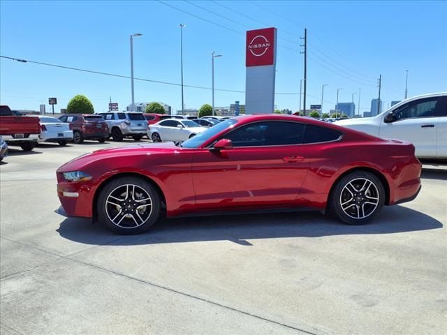 2021 Ford Mustang EcoBoost