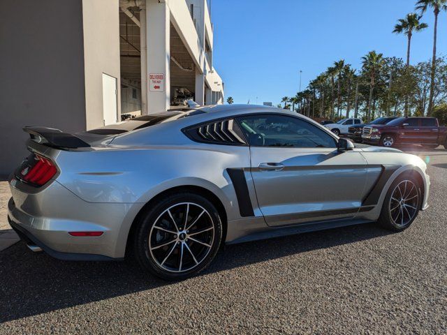 2021 Ford Mustang EcoBoost