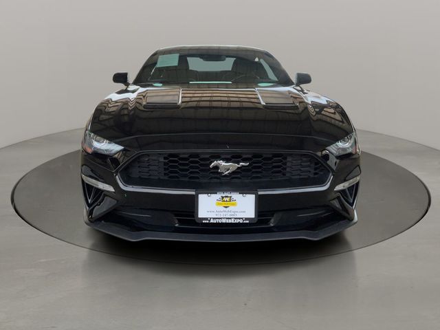 2021 Ford Mustang EcoBoost