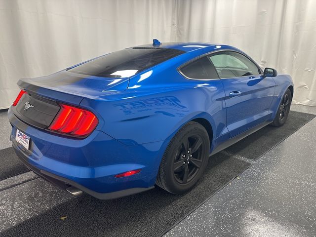 2021 Ford Mustang EcoBoost