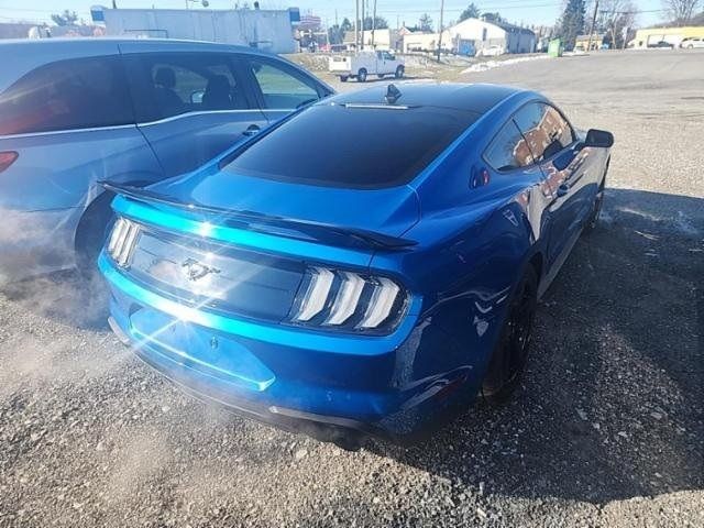 2021 Ford Mustang EcoBoost