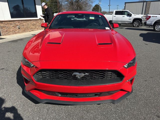 2021 Ford Mustang EcoBoost