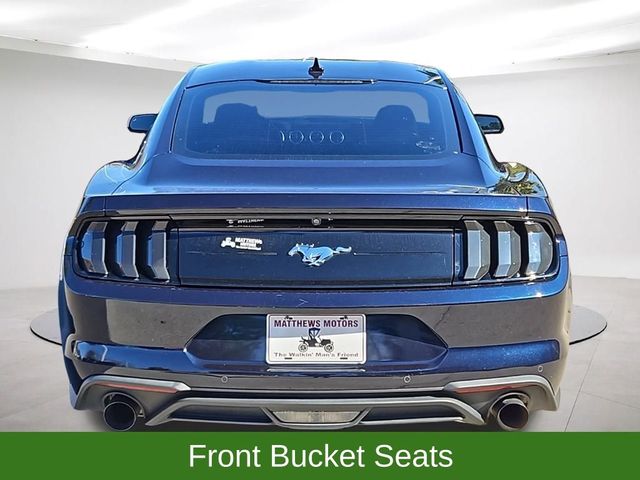 2021 Ford Mustang EcoBoost