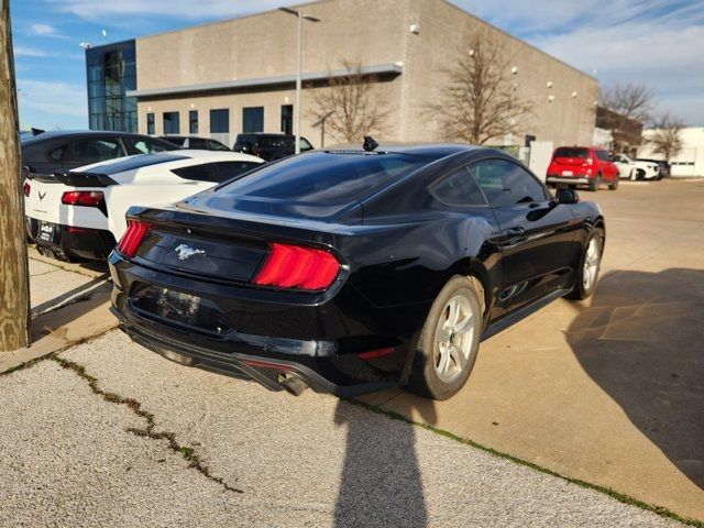 2021 Ford Mustang EcoBoost