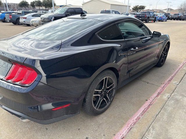 2021 Ford Mustang EcoBoost