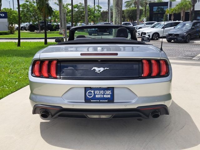 2021 Ford Mustang EcoBoost
