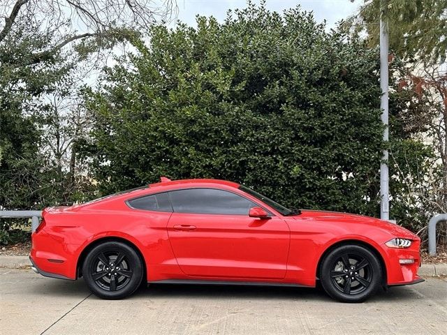 2021 Ford Mustang EcoBoost